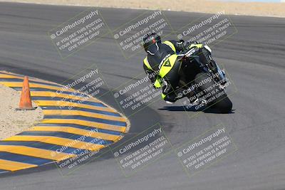 media/Nov-06-2022-SoCal Trackdays (Sun) [[208d2ccc26]]/Turn 10 Backside (1030am)/